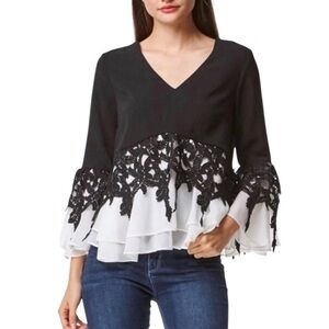 YaYa &Co M Black and White Ruffled Blouse with V-Neck and 3/4 Sleeves